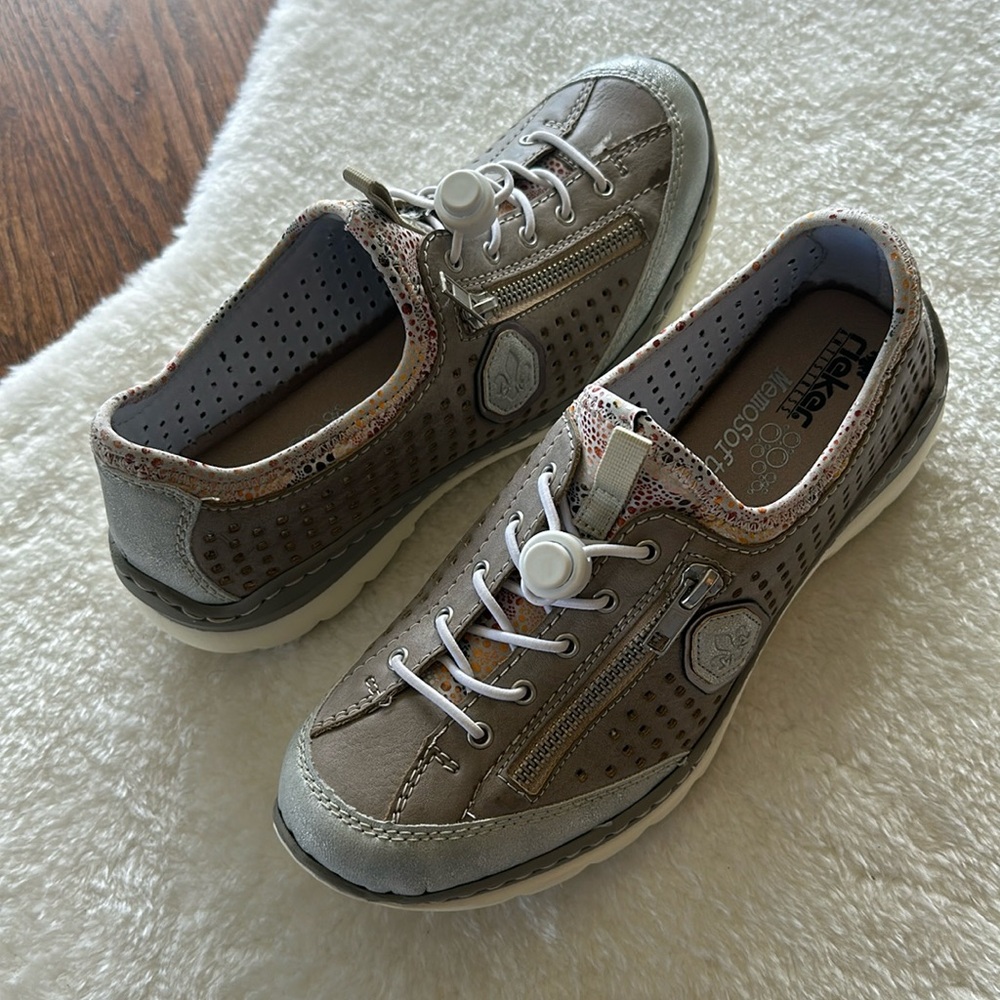 Reiker sneakers. Memosoft